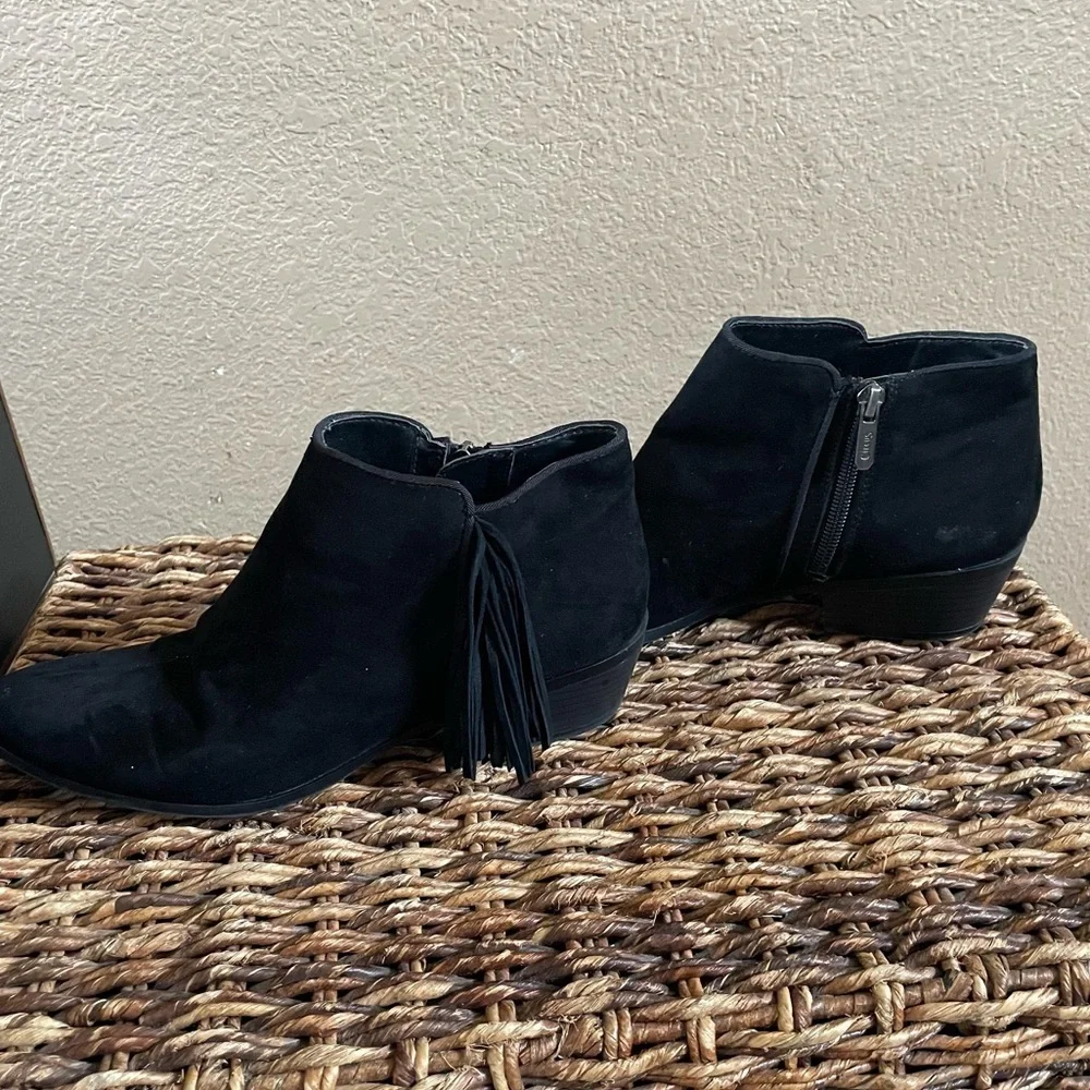 Sam Edelman circus black fringe booties Sz  8 1/2 or 8.5 women zip closure